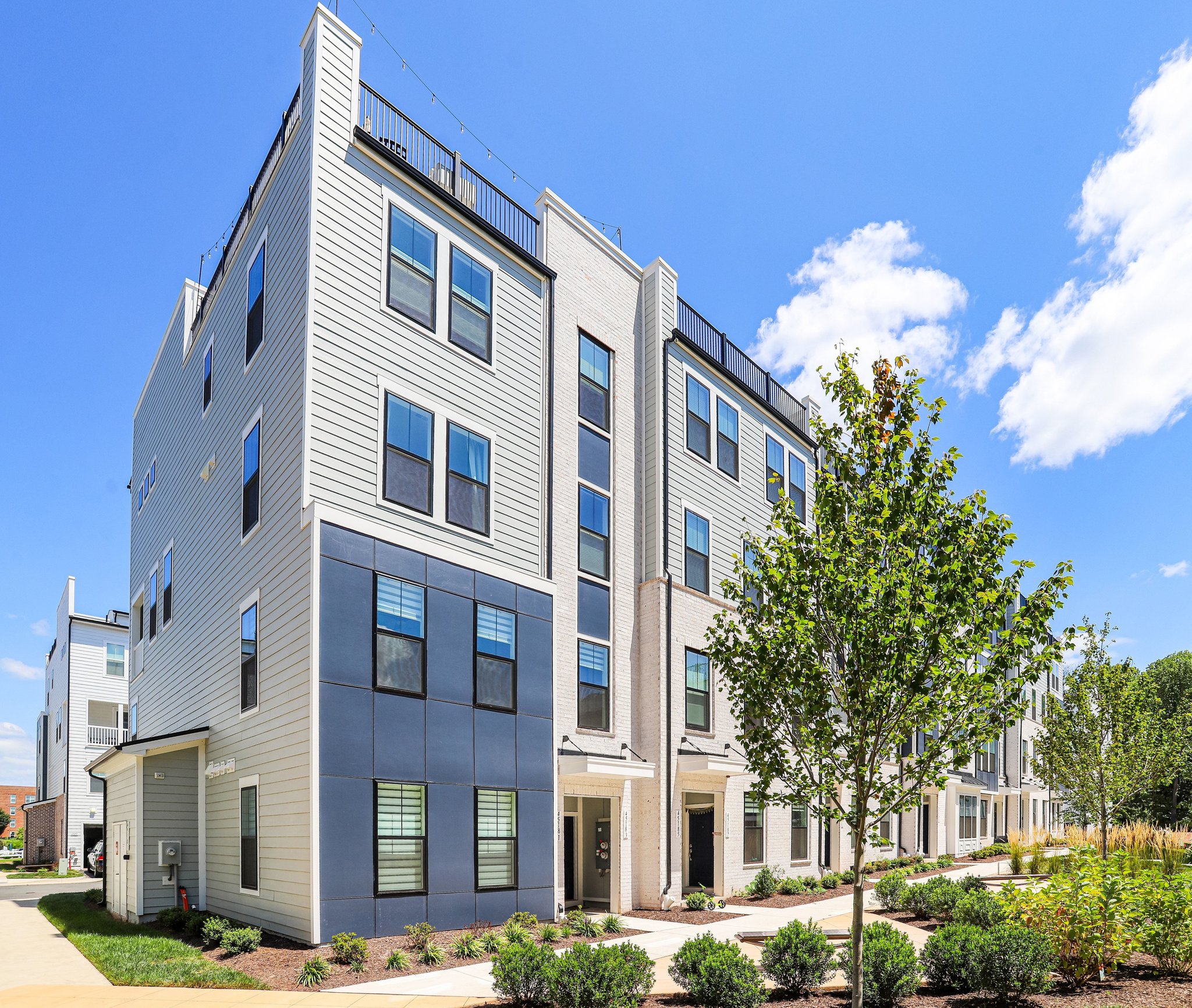 45181 Drowes Terrace - 1
