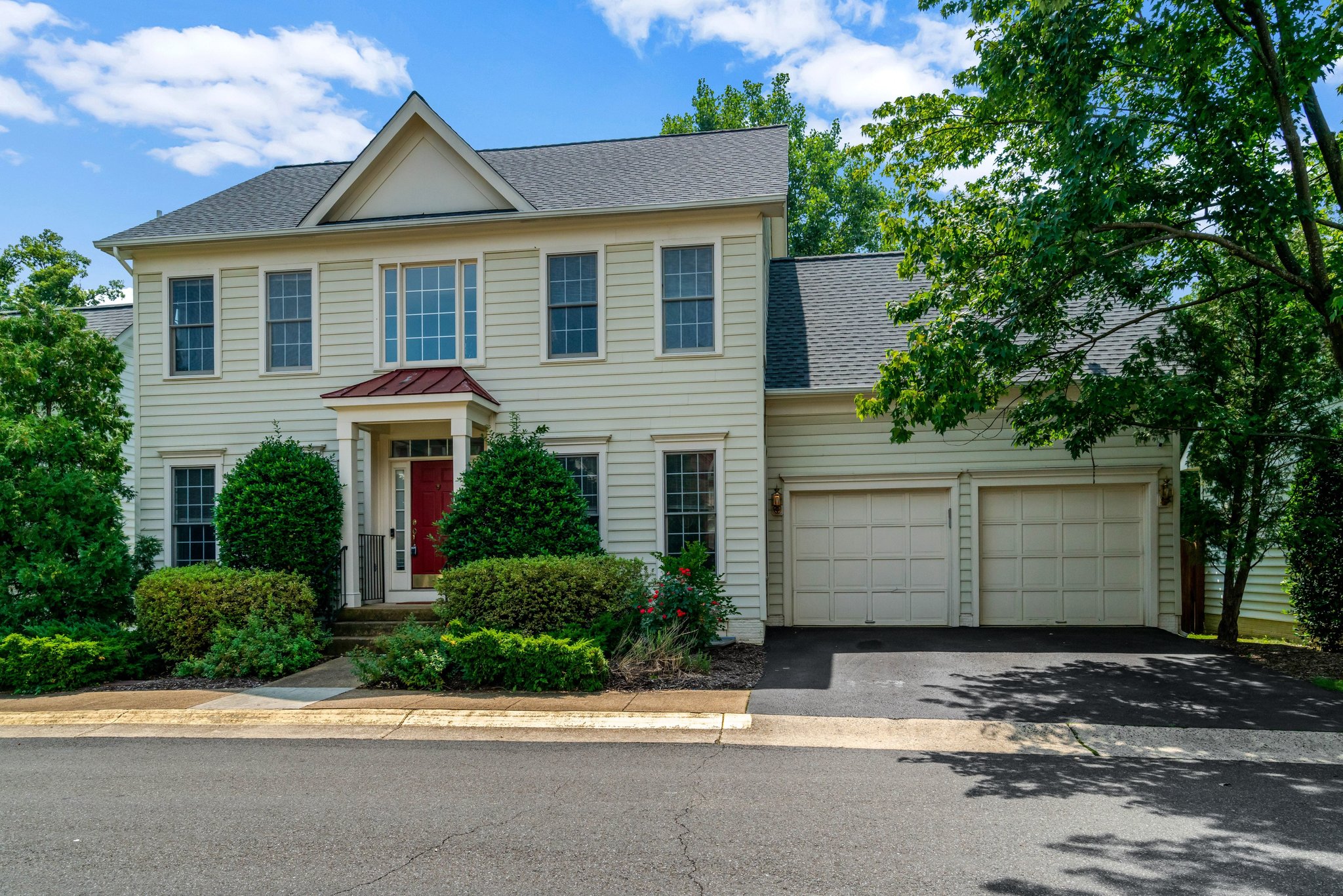 5372 Chieftain Circle